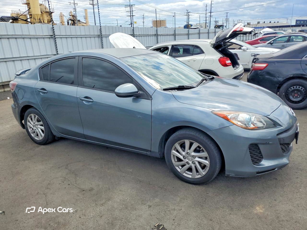 Mazda 3 2012