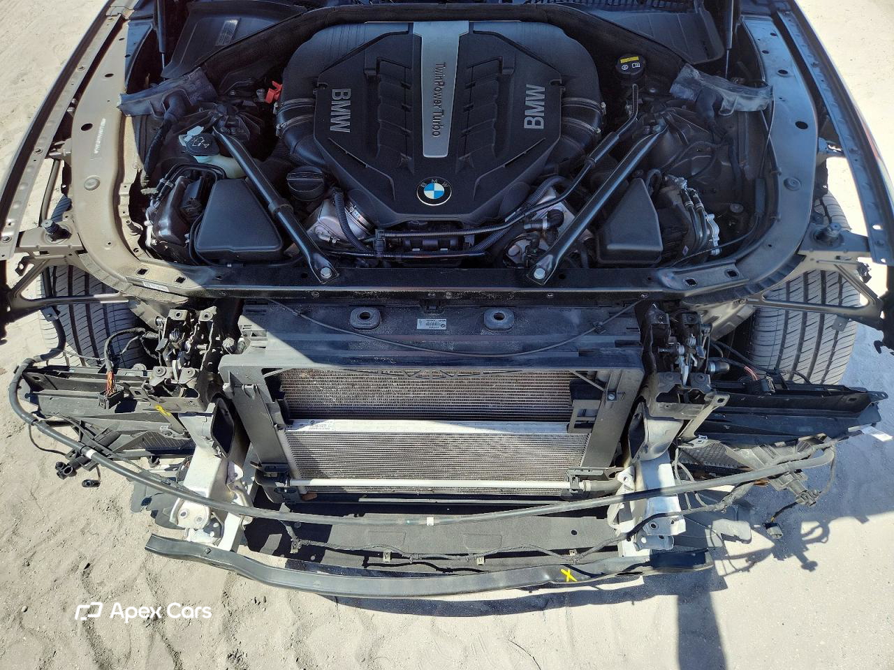 BMW Series 7 2015
