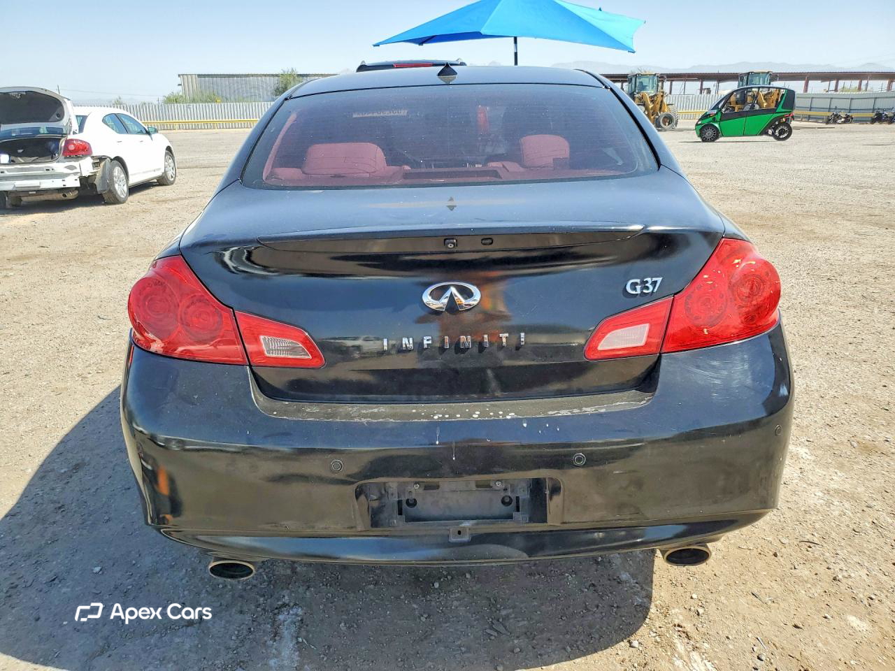Infiniti G 2011