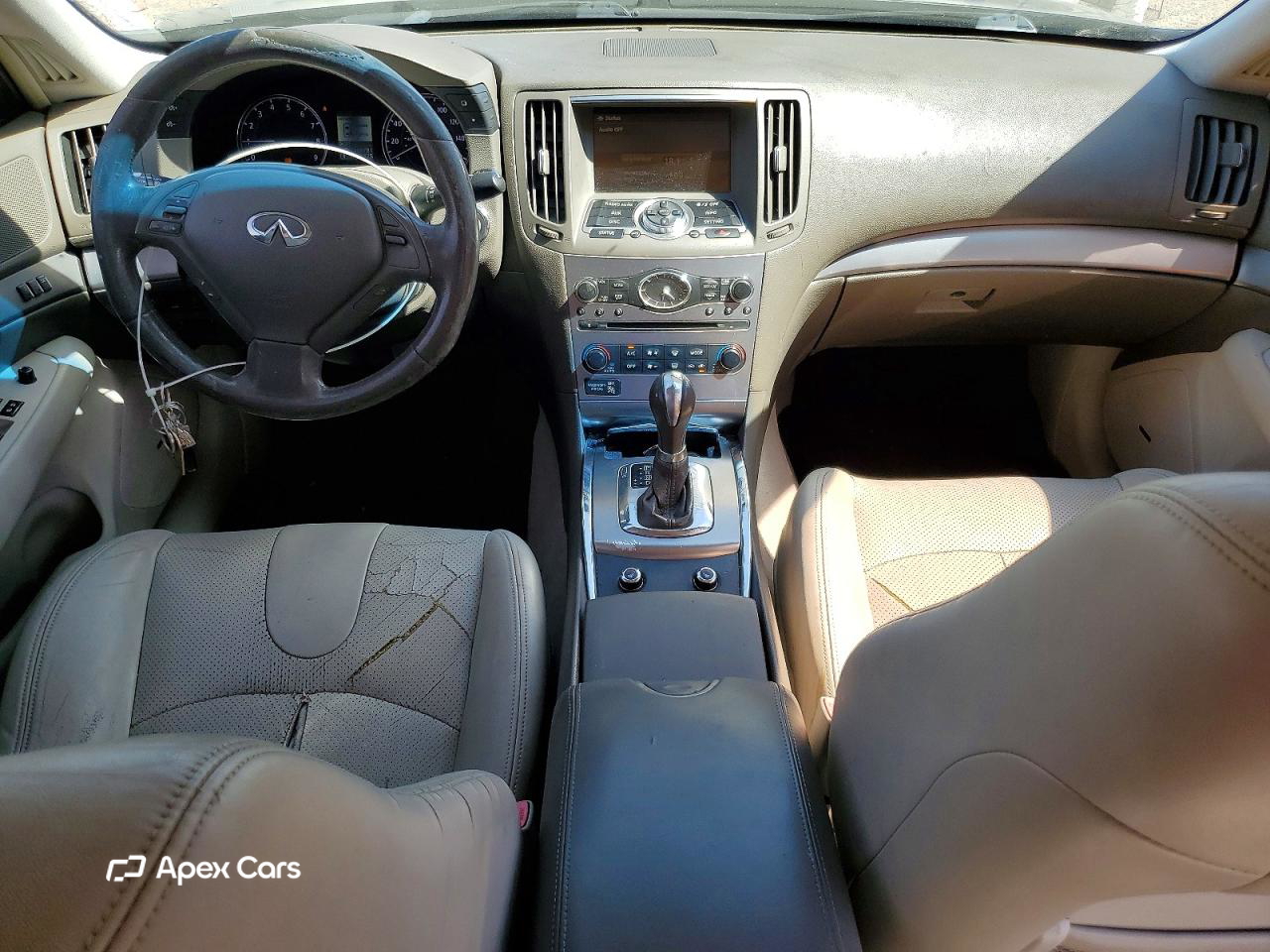 Infiniti G 2011