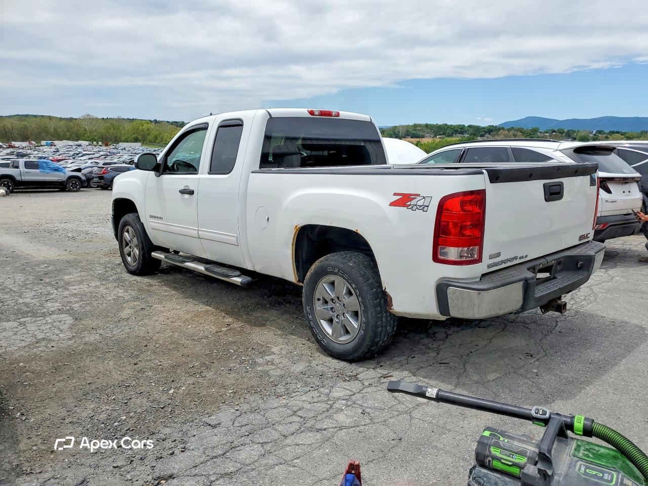 GMC Sierra 2011