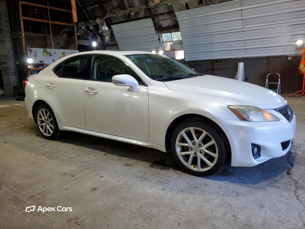 Lexus IS 2011