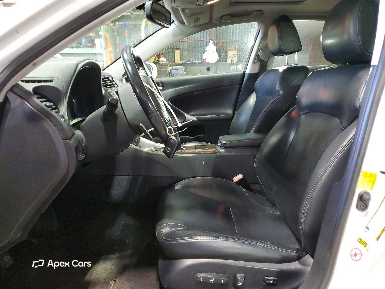 Lexus IS 2011