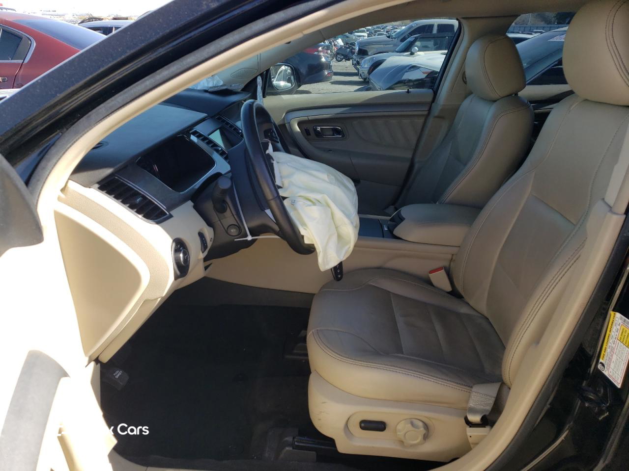 Ford Taurus 2016