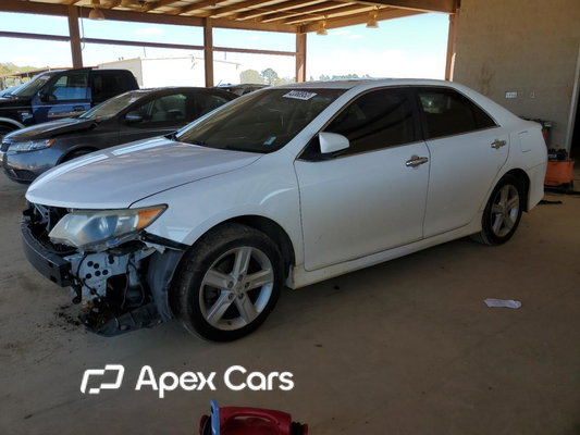 Toyota Camry 2012 - Image 1 of 13