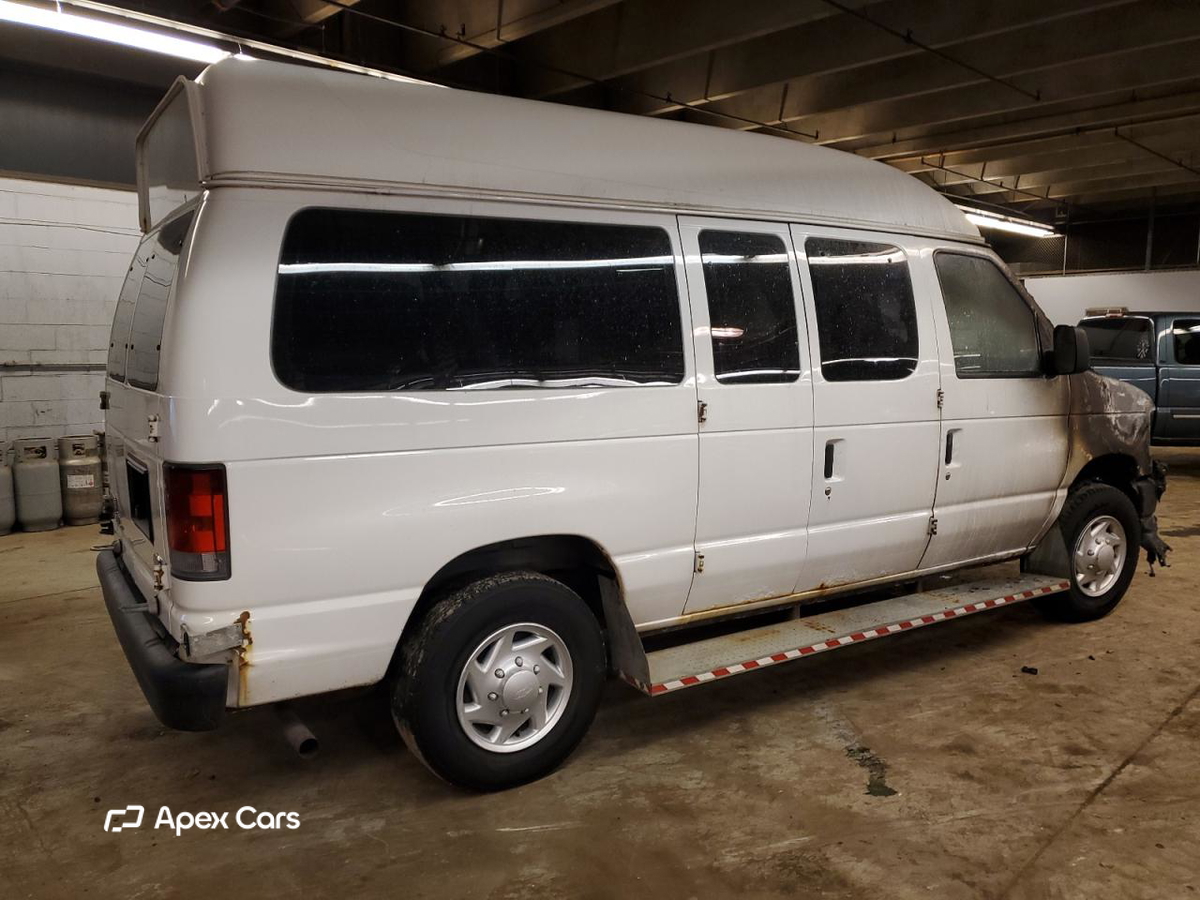 Ford Econoline 2011