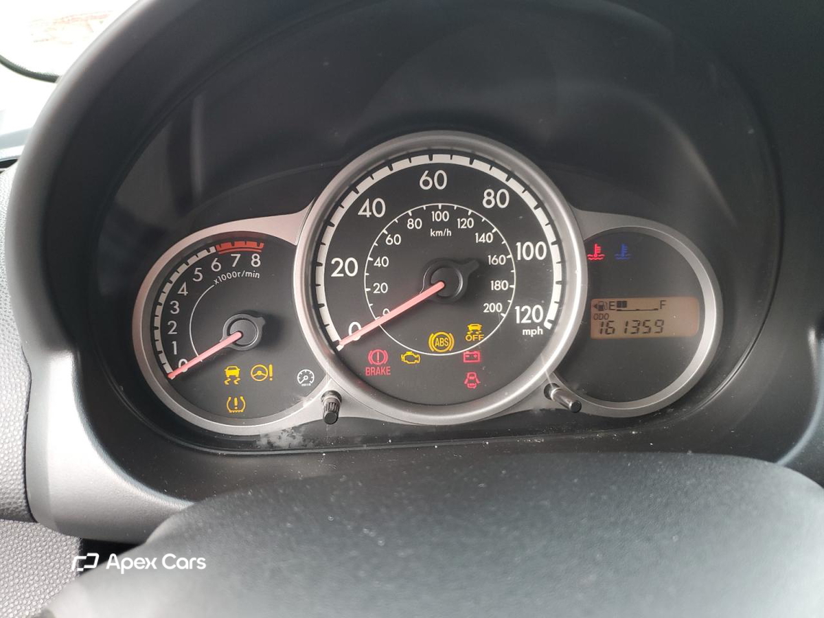 Mazda 2 2011