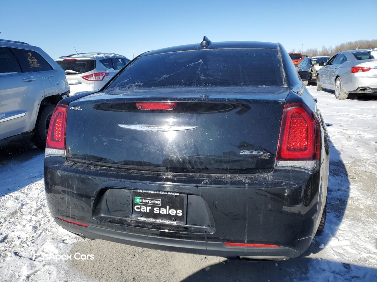 Chrysler 300 2019