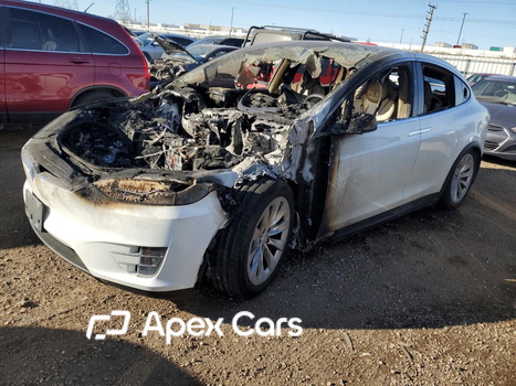 Tesla Model X 2018 - Image 1 of 12