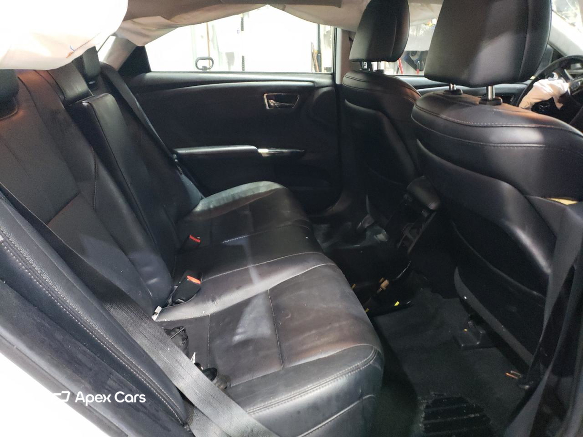 Toyota Avalon 2016