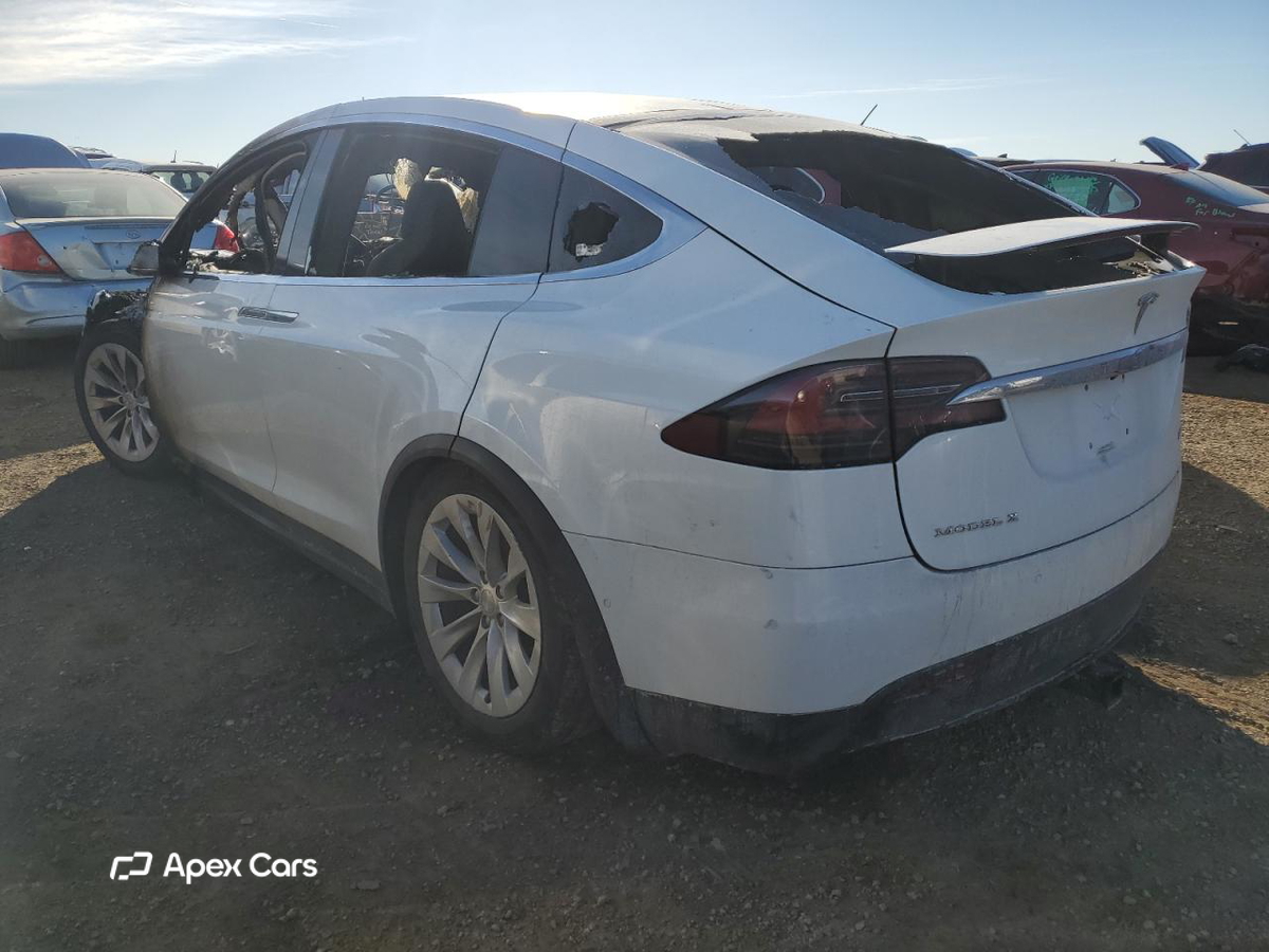 Tesla Model X 2018