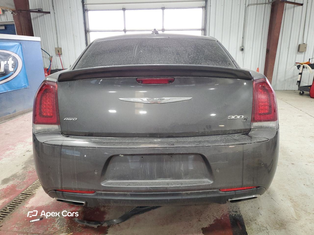 Chrysler 300 2017