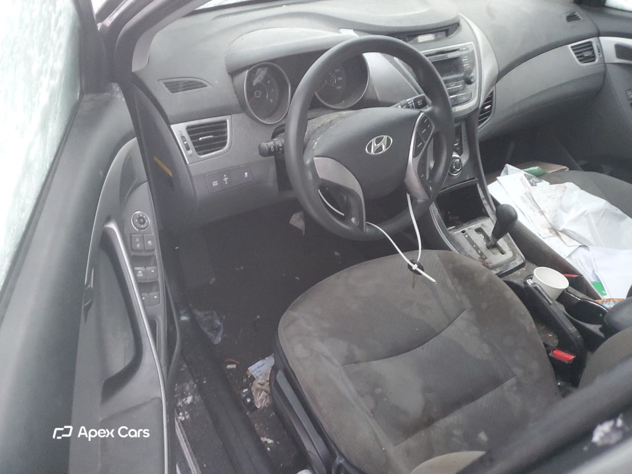 Hyundai Elantra 2013