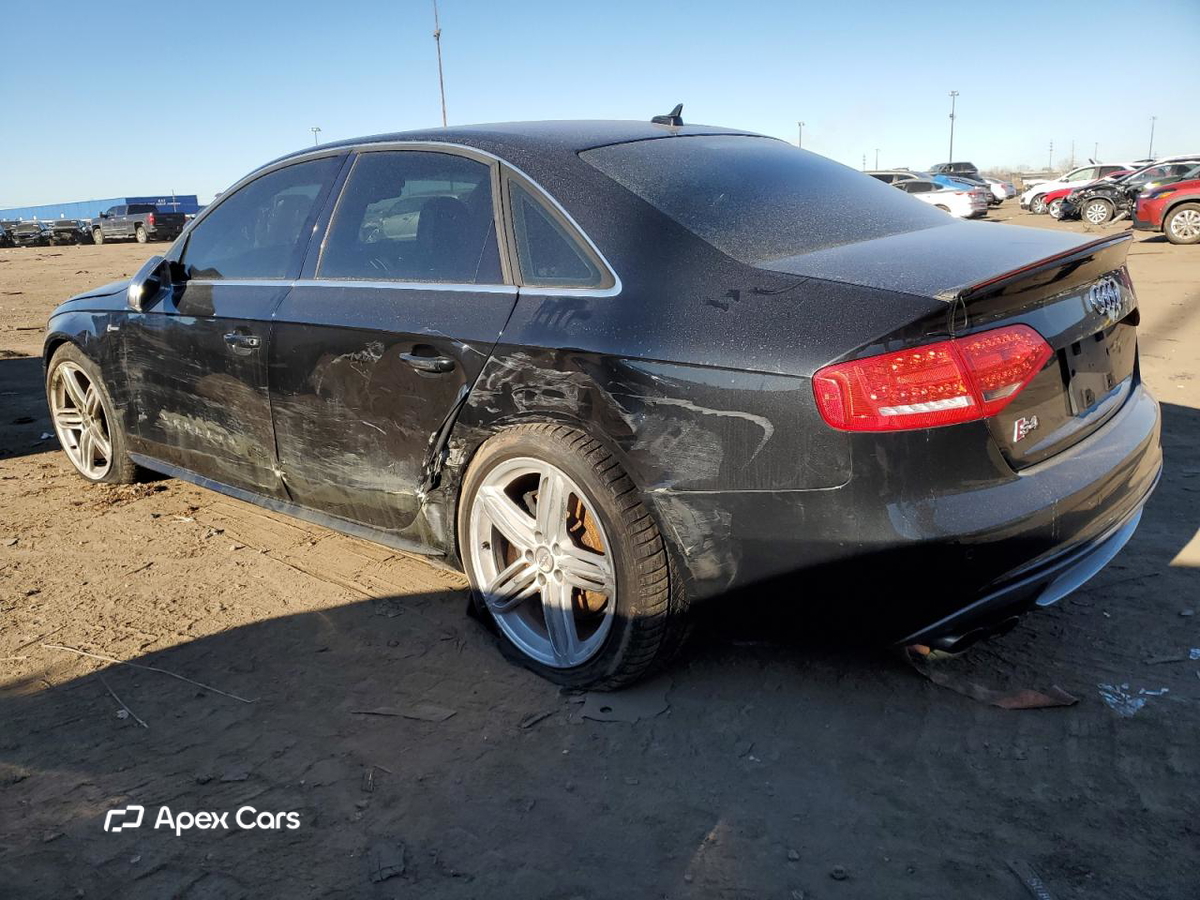 Audi RS4 2011