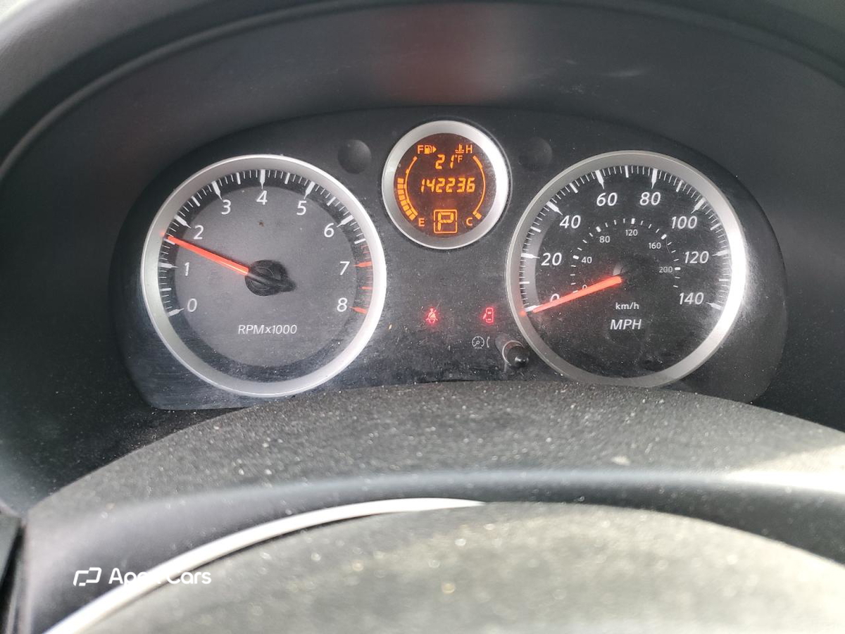 Nissan Sentra 2012