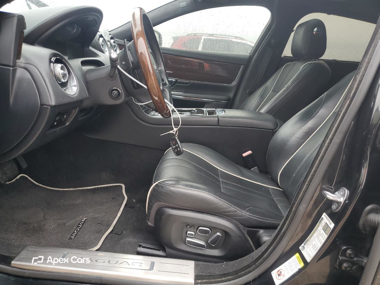 Jaguar XJ 2014