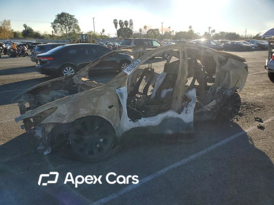 Tesla Model Y 2021 - Image 1 of 11