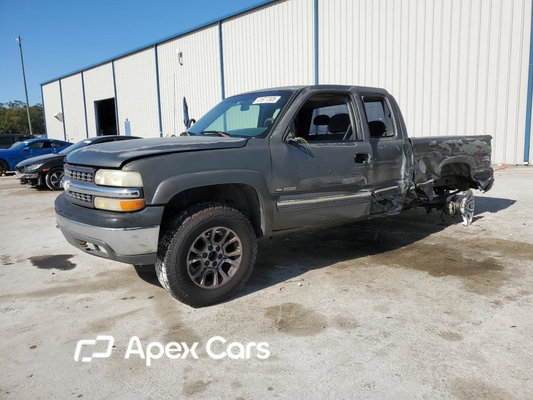 Chevrolet Silverado 2000 - Image 1 of 13