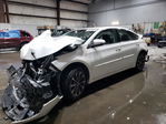 Toyota Avalon 2016