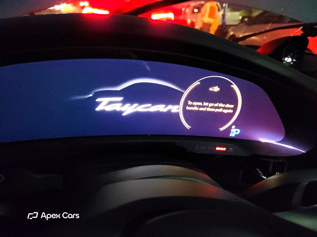 Porsche Taycan 2023