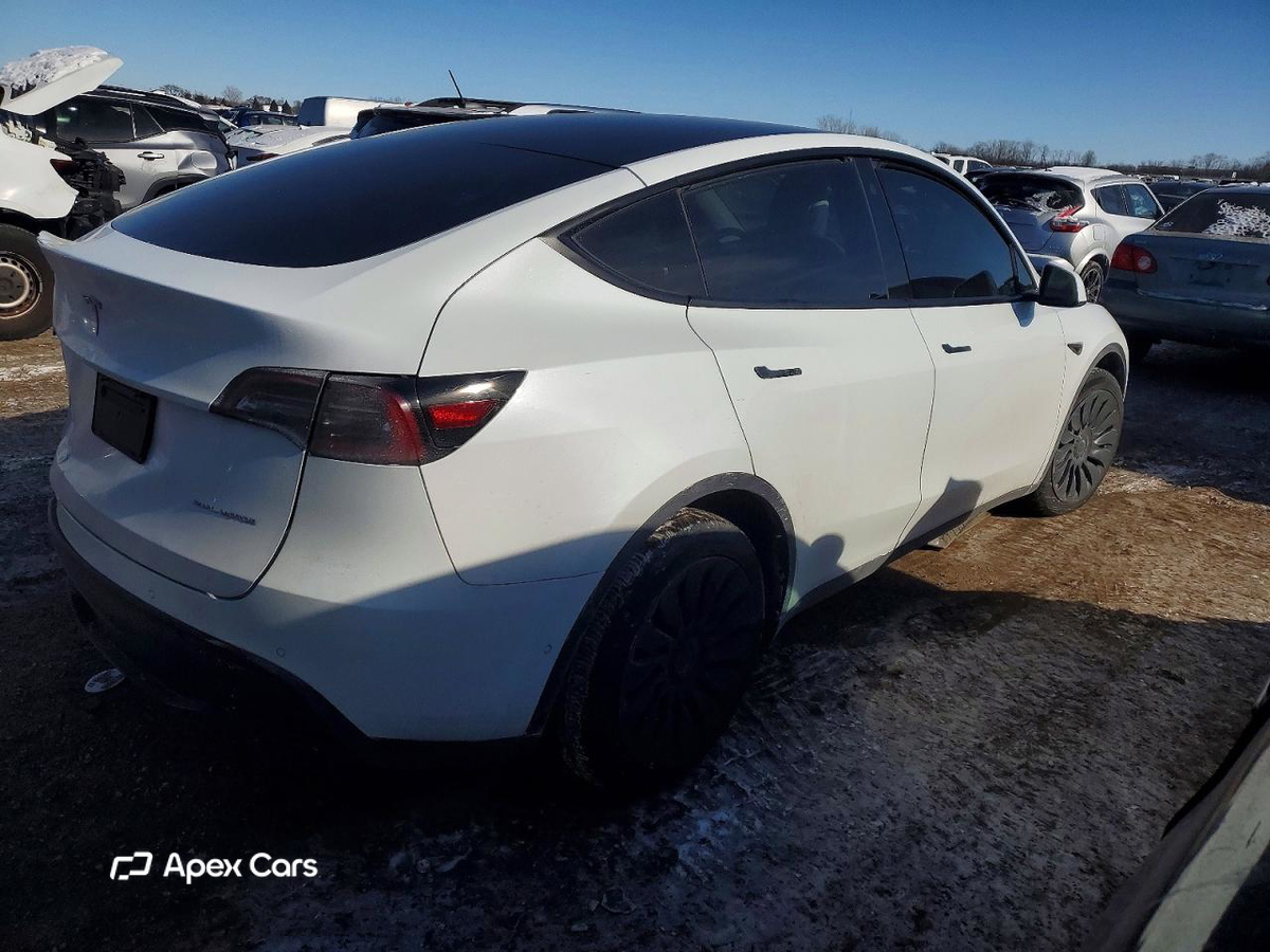 Tesla Model Y 2021