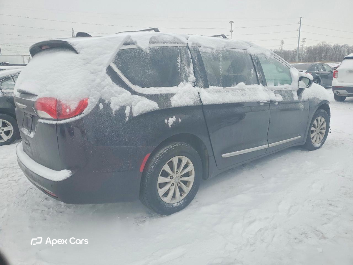 Chrysler Pacifica 2017