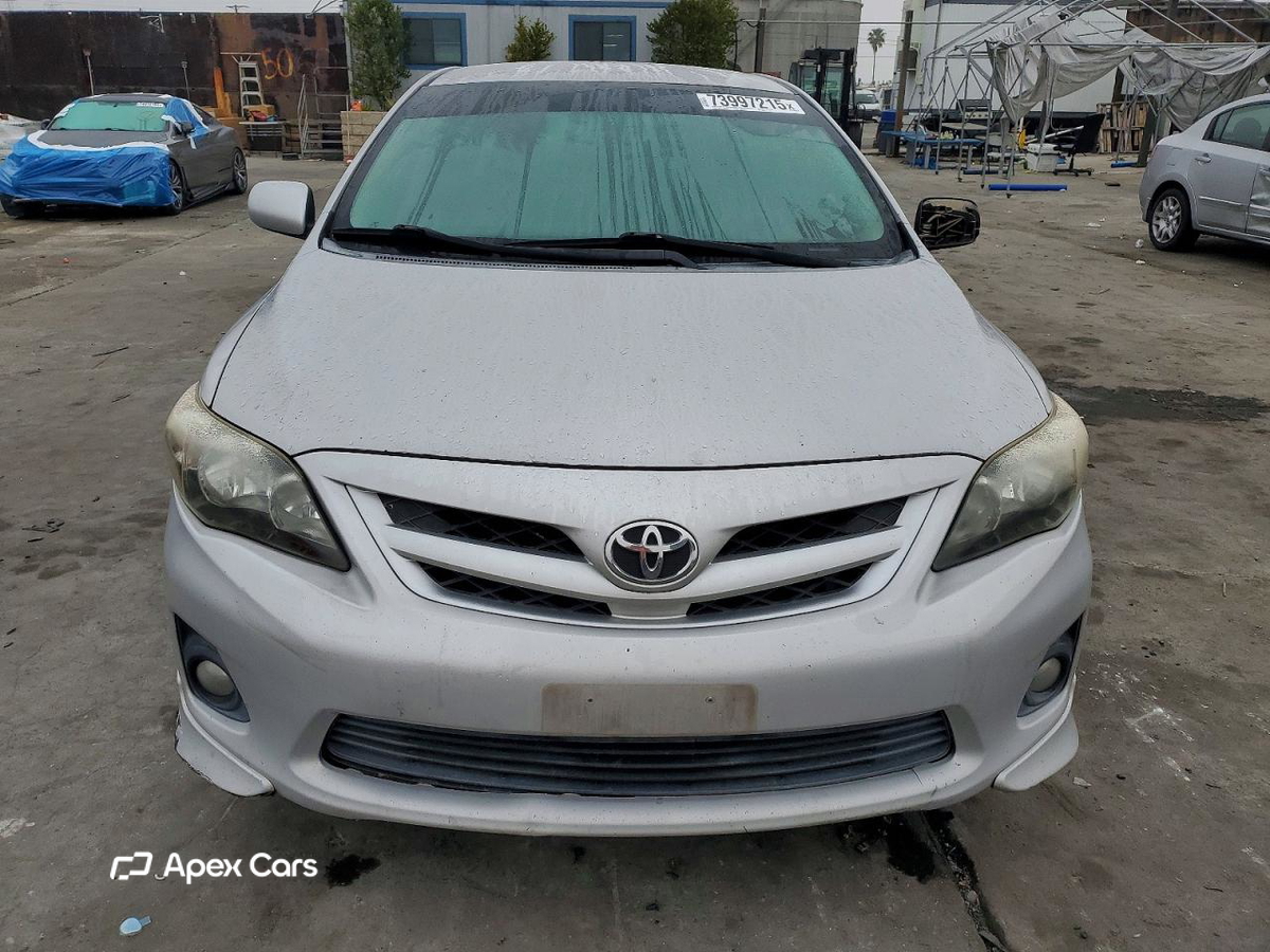 Toyota Corolla 2012