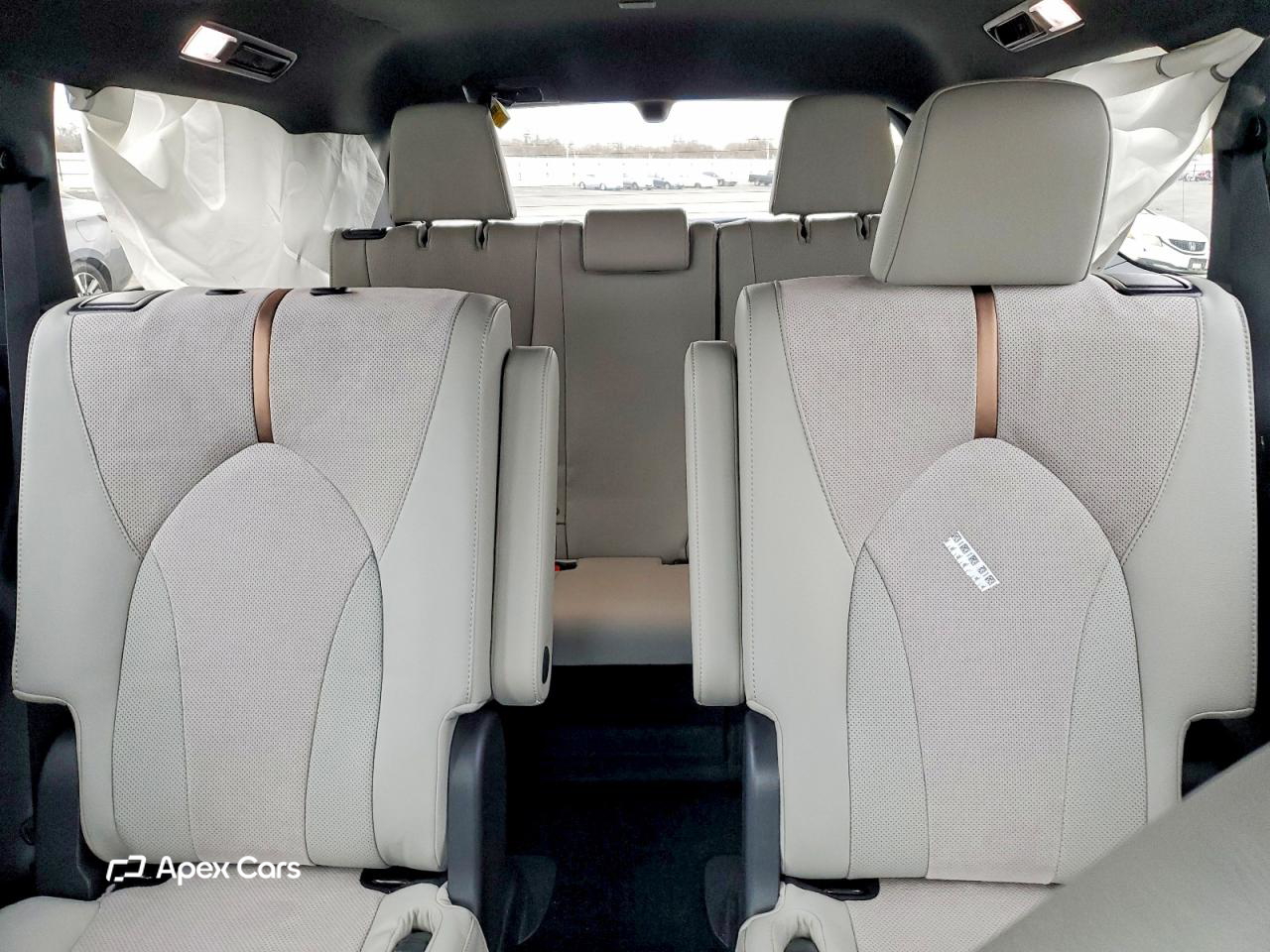 Toyota Highlander 2025
