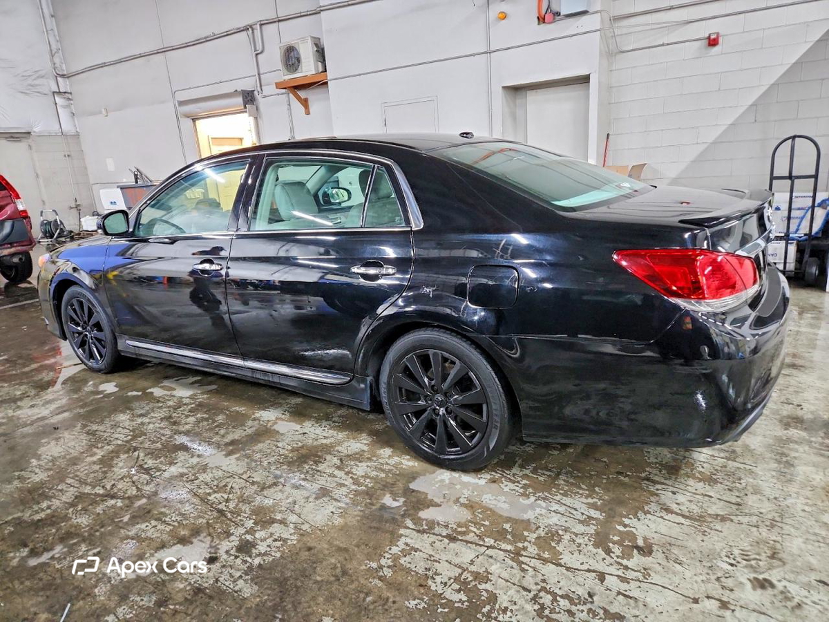Toyota Avalon 2012