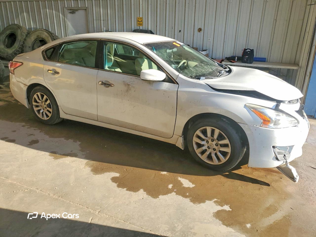 Nissan Altima 2015