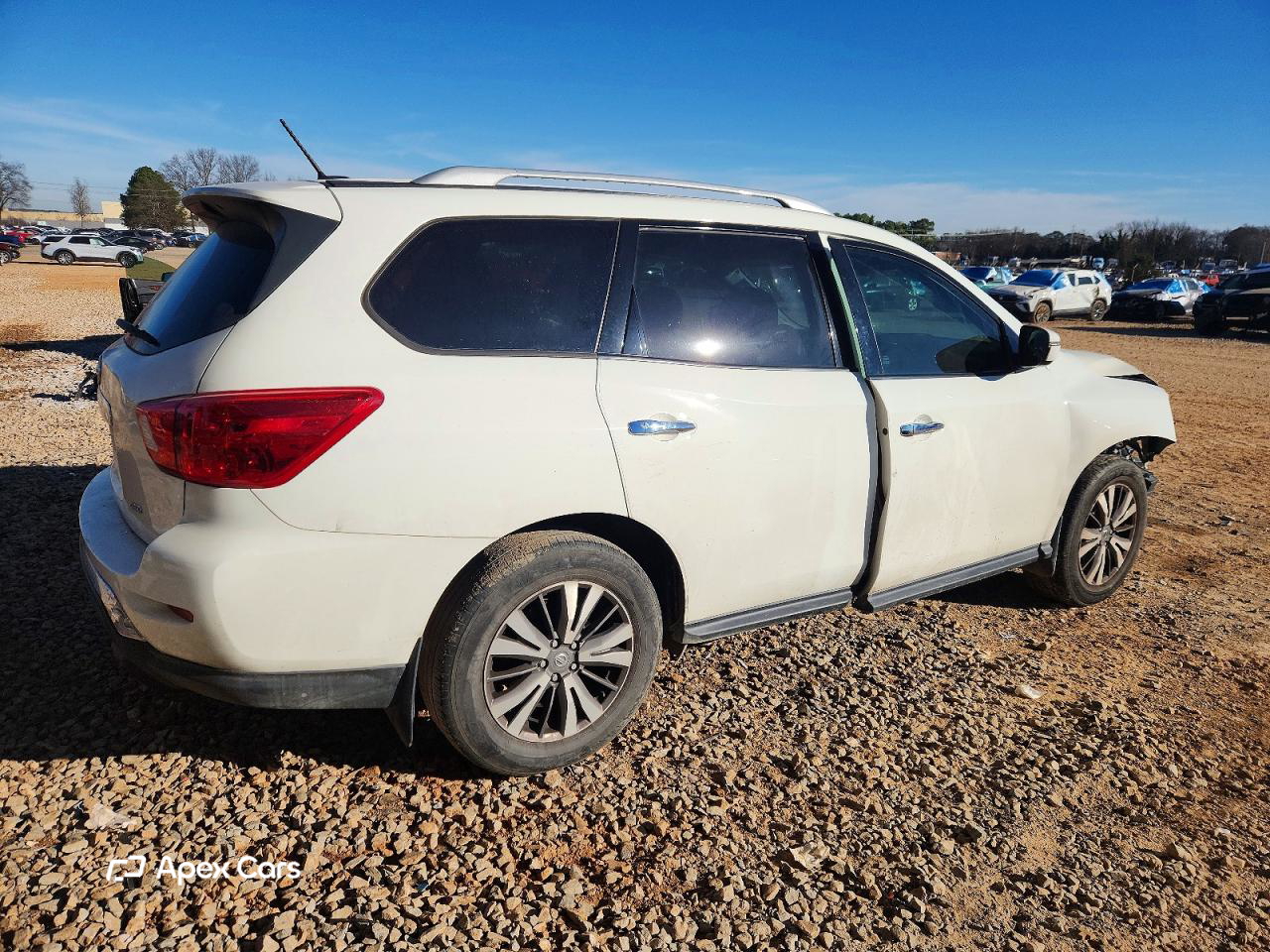 Nissan Pathfinder 2017
