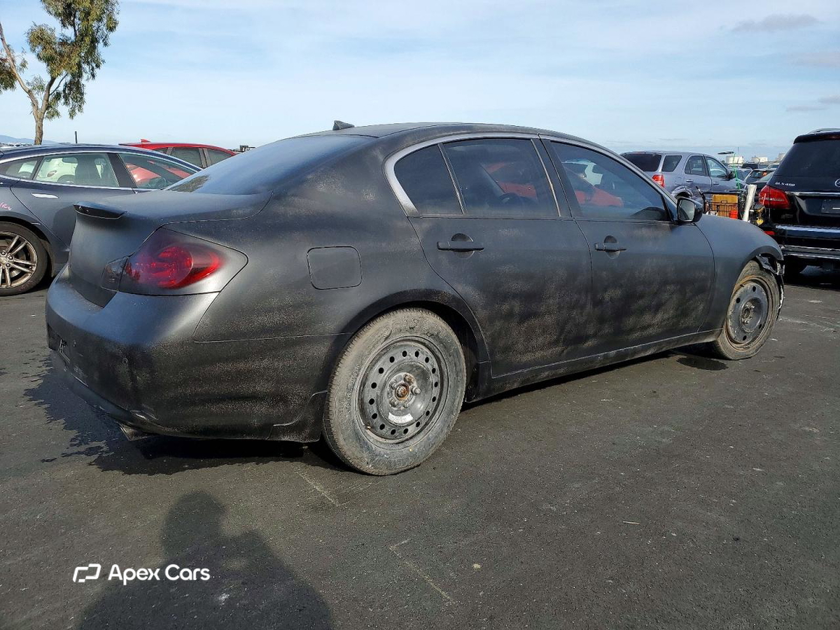 Infiniti G 2012