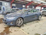 Tesla Model S 2015