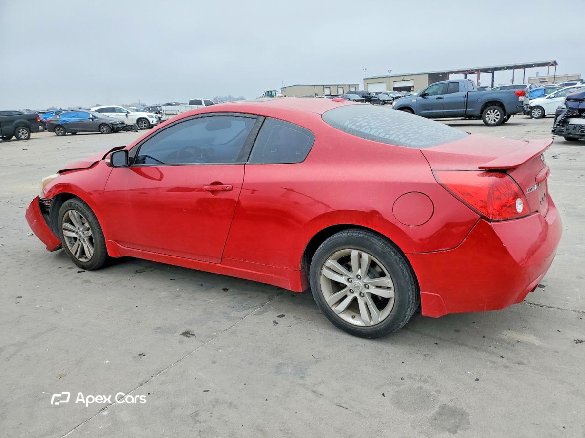 Nissan Altima 2012