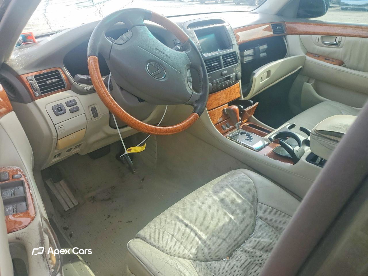 Lexus LS 2004