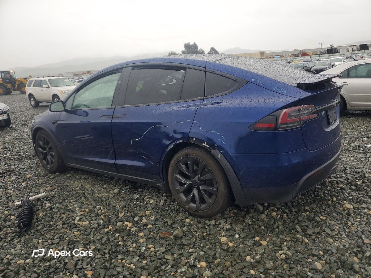 Tesla Model X 2022