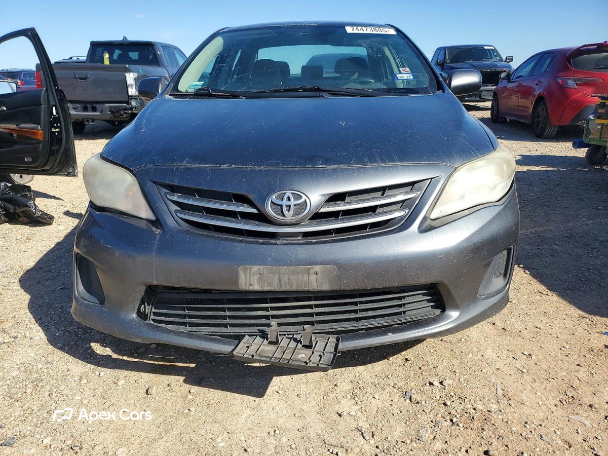 Toyota Corolla 2013