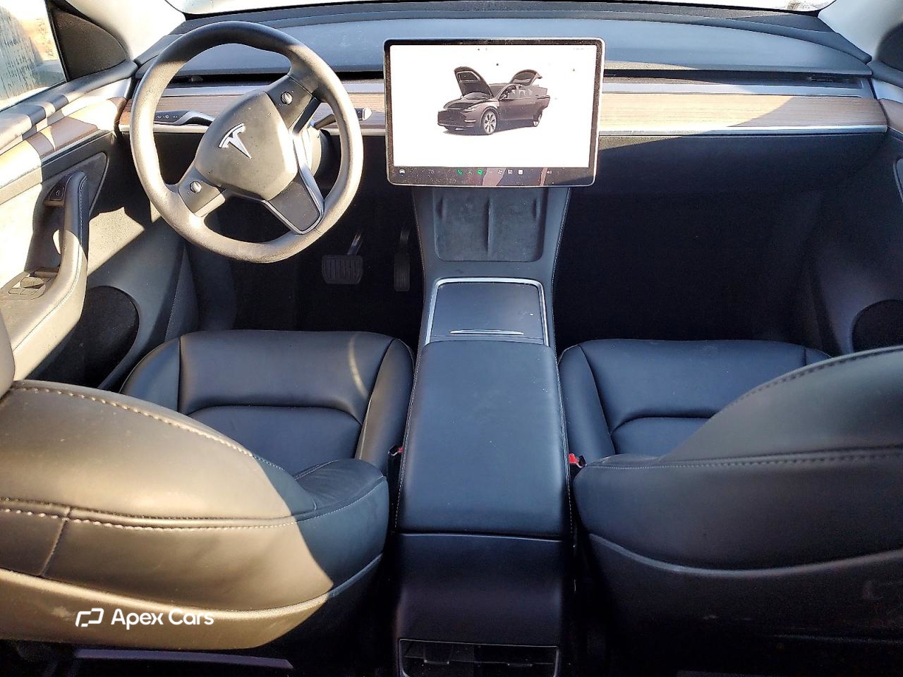Tesla Model Y 2024