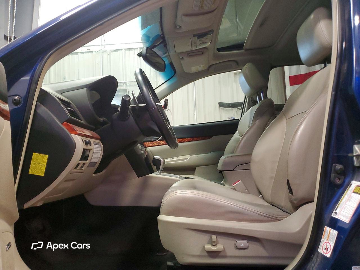 Subaru Outback 2011