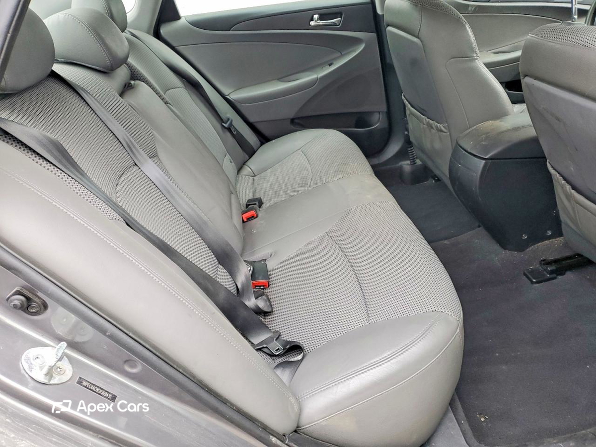 Hyundai Sonata 2012