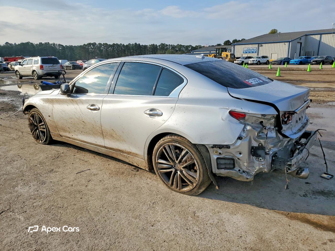 Infiniti Q50 2015