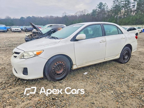 Toyota Corolla 2011 - Image 1 of 13