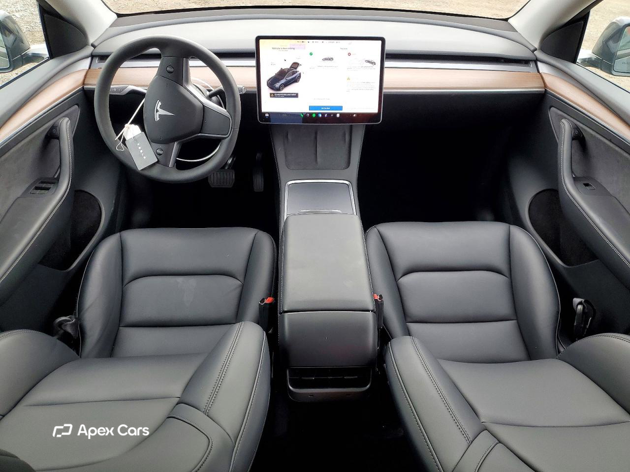 Tesla Model Y 2025
