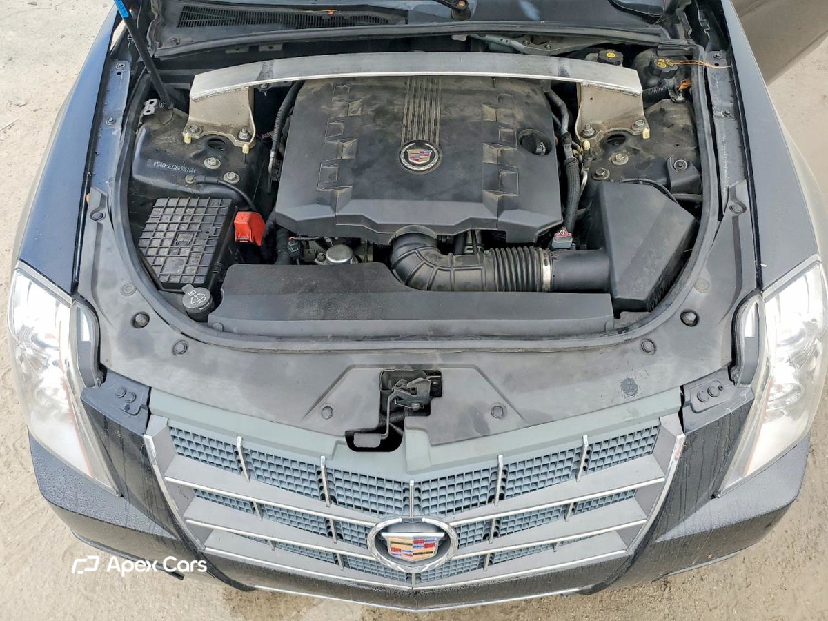 Cadillac CTS 2011