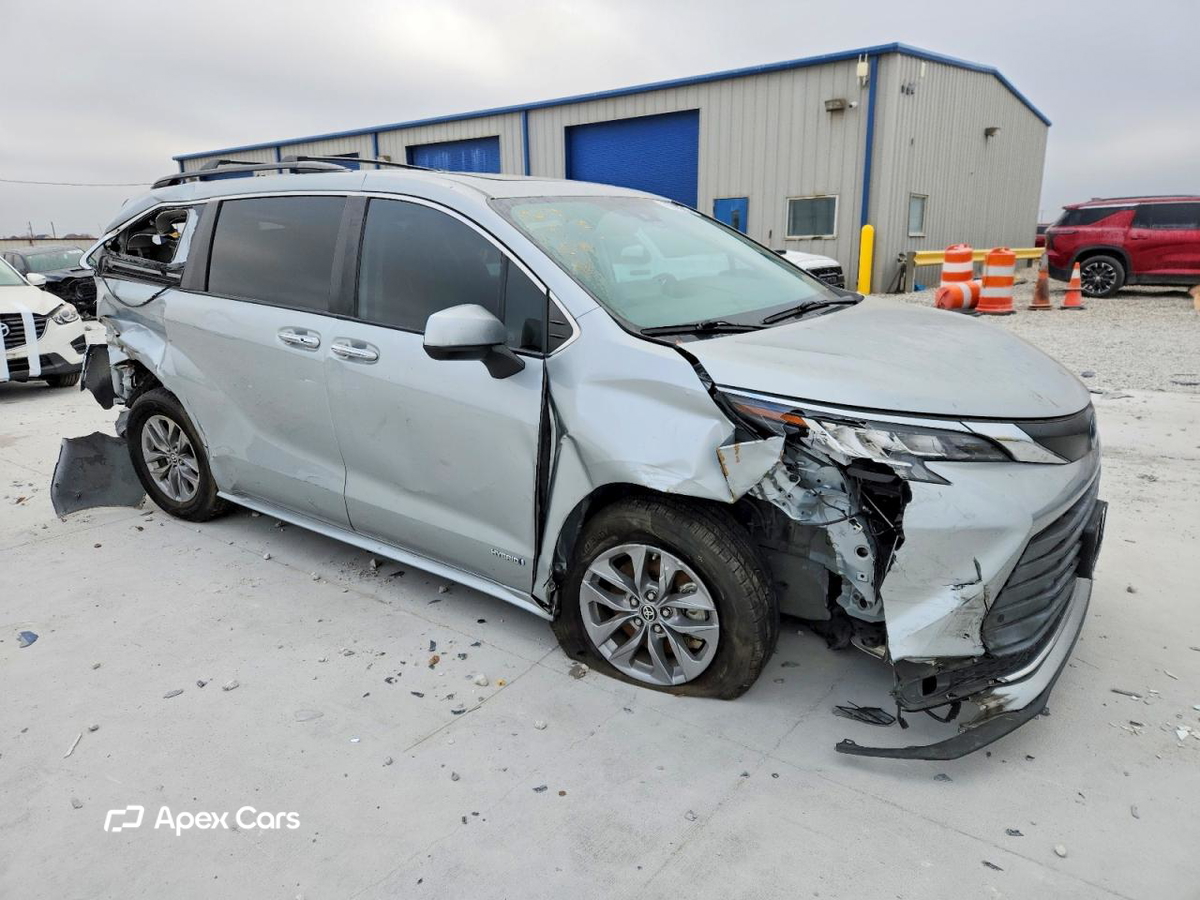 Toyota Sienna 2021