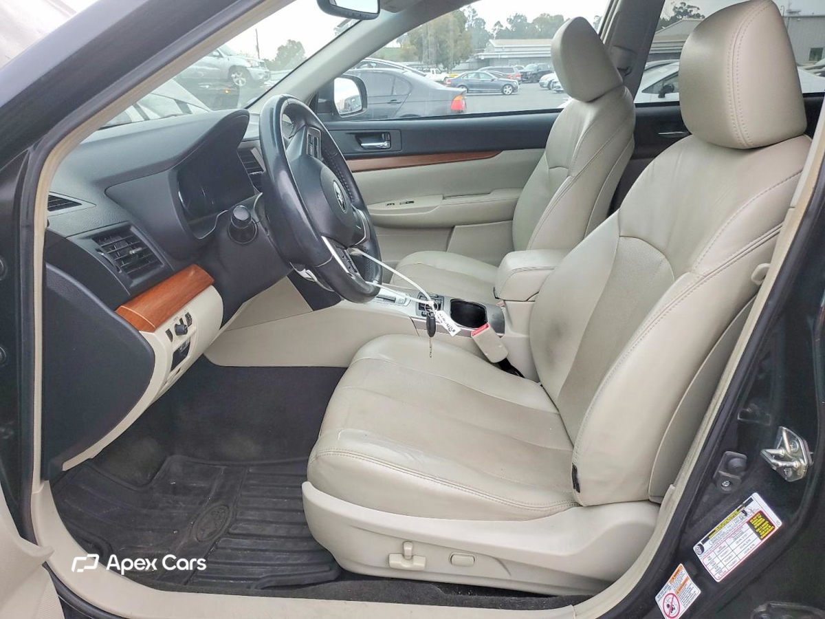 Subaru Outback 2014