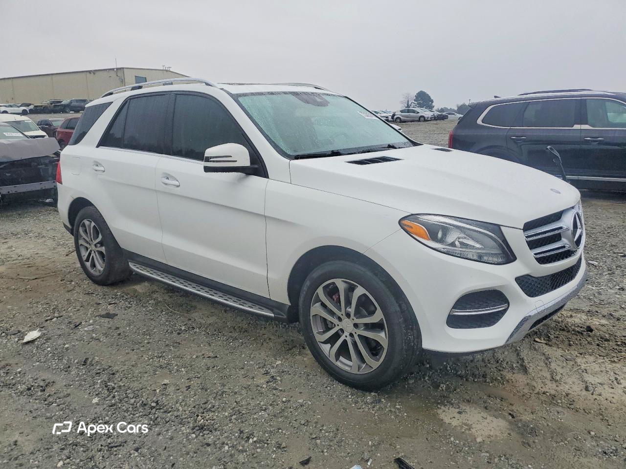 Mercedes-Benz GLE 2016
