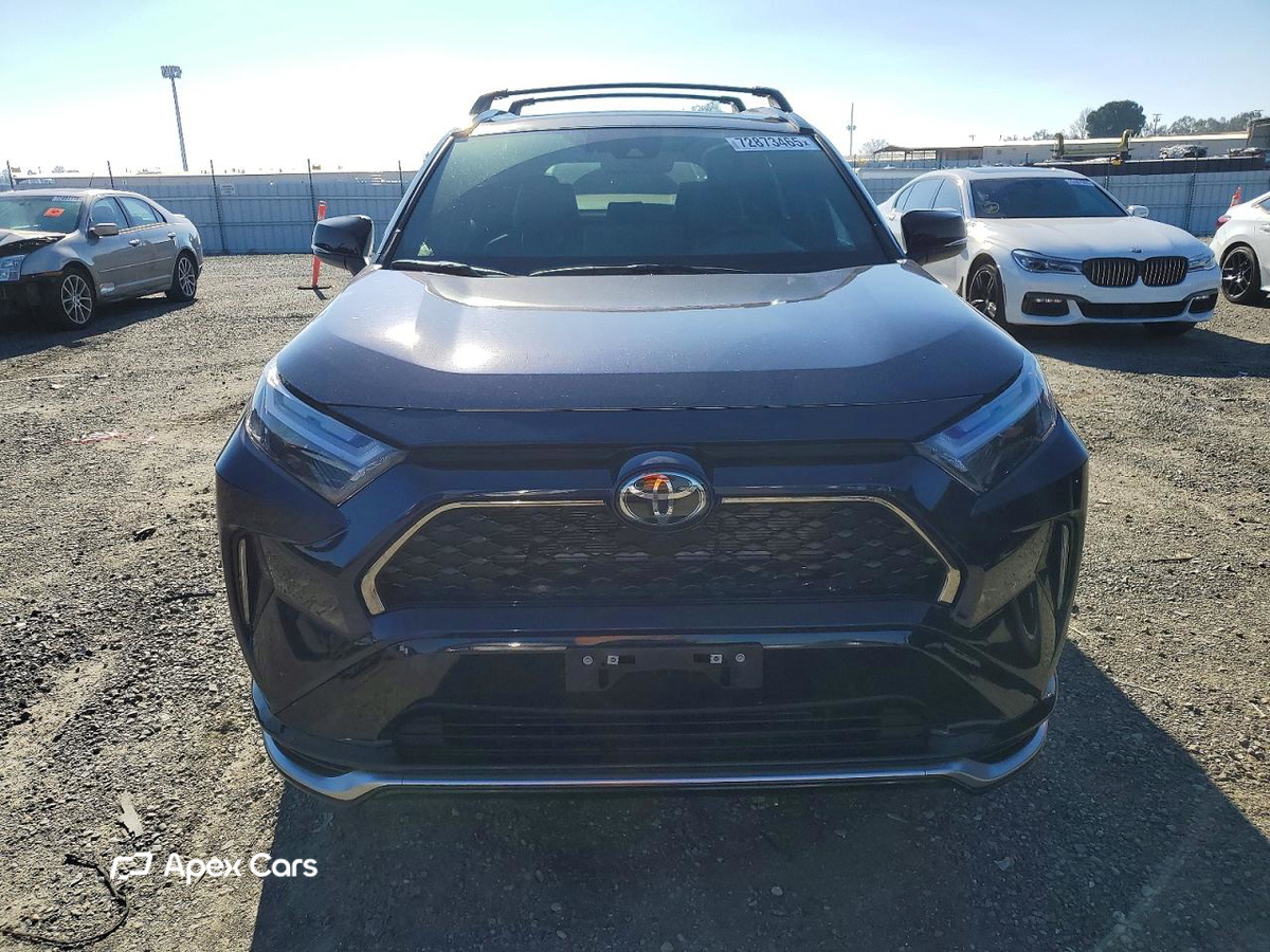 Toyota RAV 4 2025