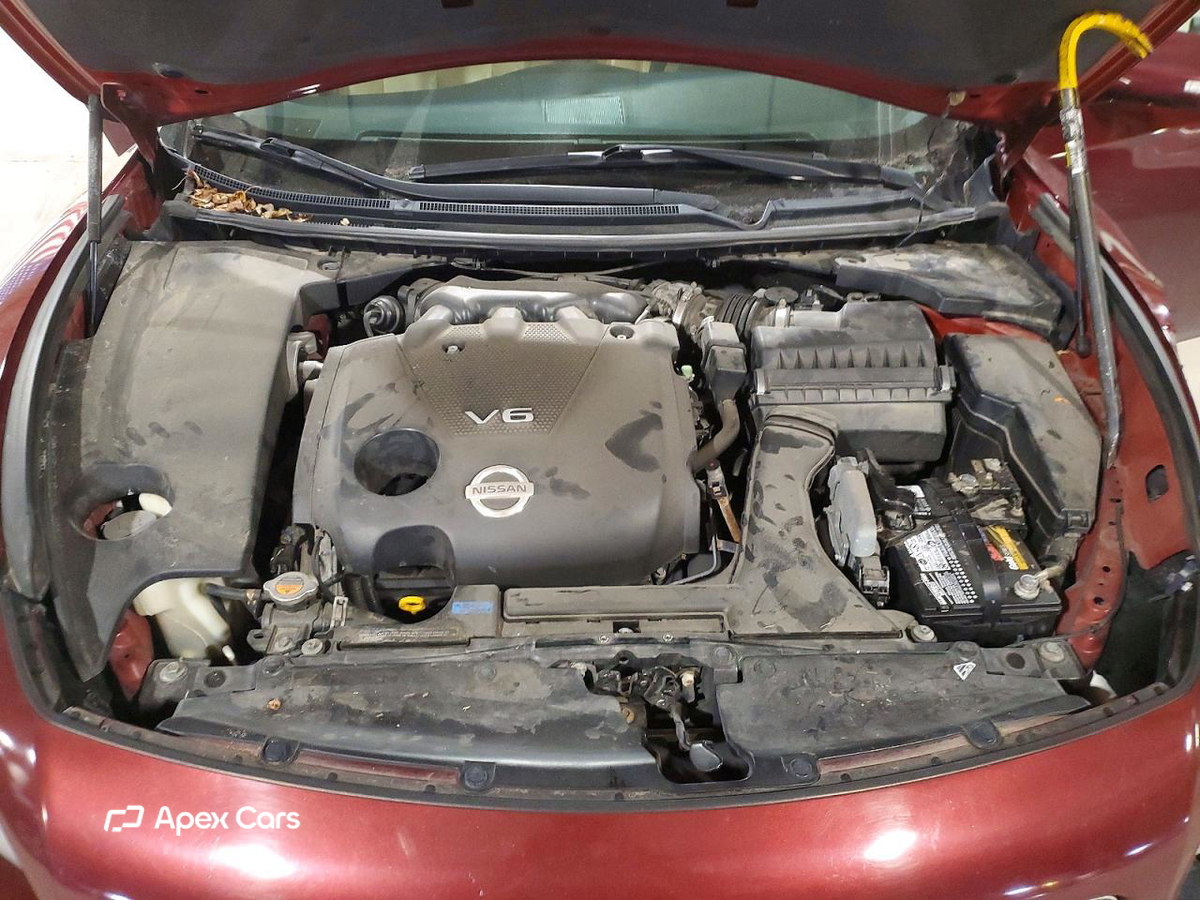 Nissan Maxima 2010
