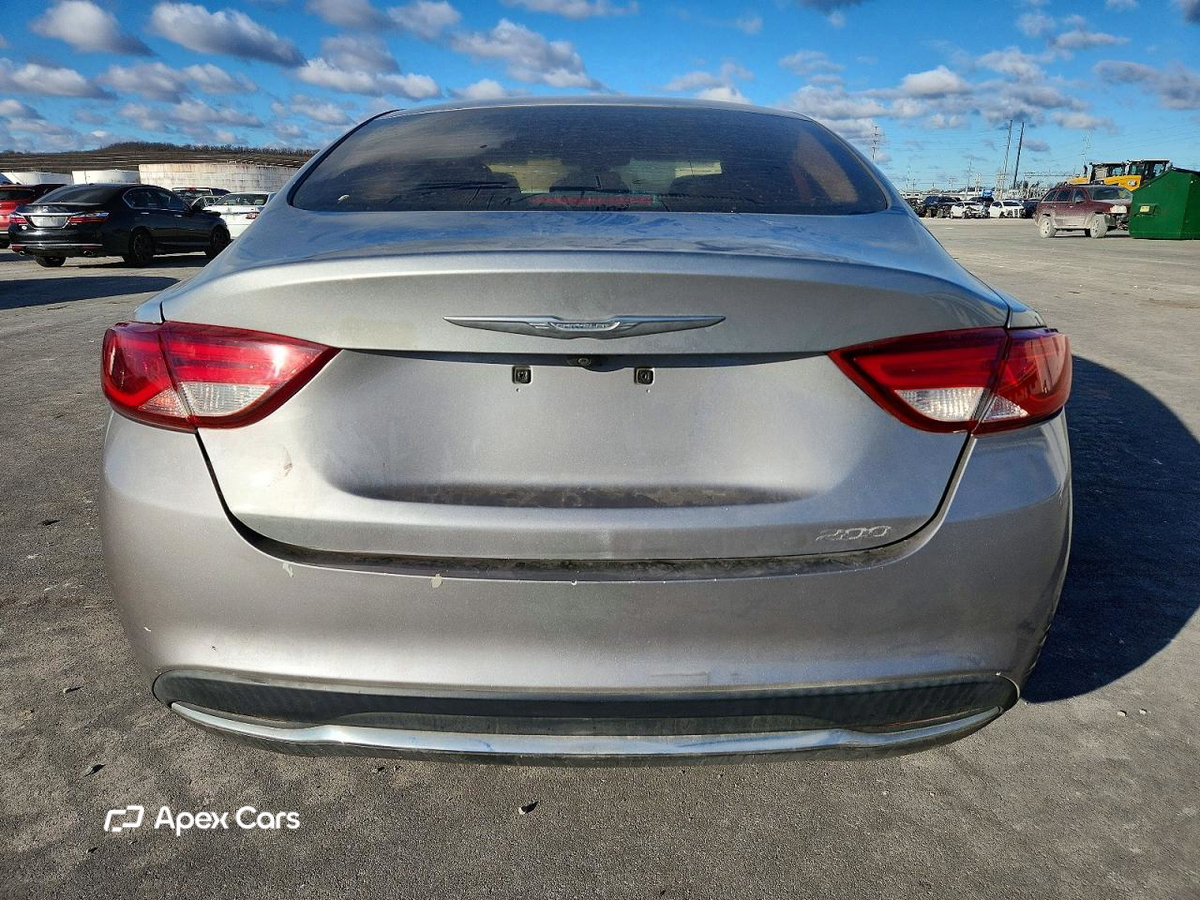 Chrysler 200 2015